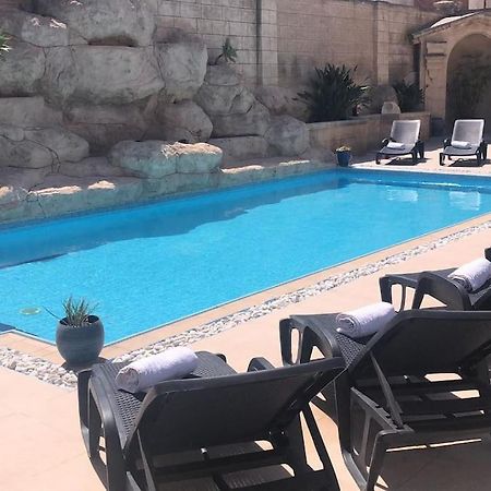 Velver Mansion, Malta - Luxury Villa With Pool Naxxar Exterior photo